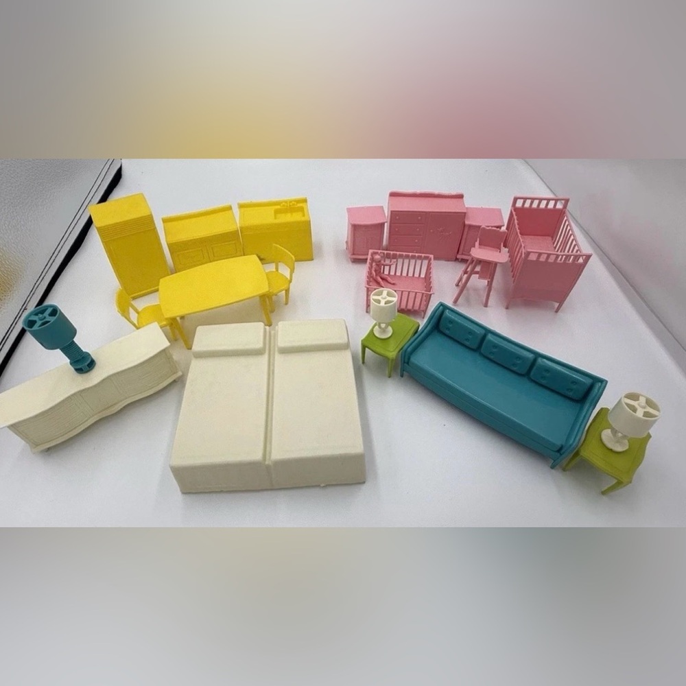 Lot of 21 Vtg 1963 Plastic Dollhouse Furniture MPC MCM Cream Yellow Blue Pink